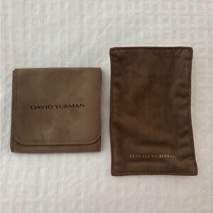 DY cleaning cloth and jewelry holder